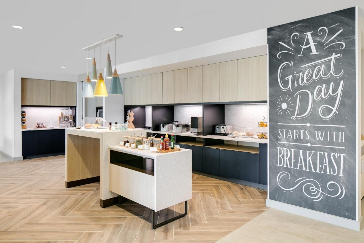 Towneplace Suites By Marriott Oconomowoc Zewnętrze zdjęcie