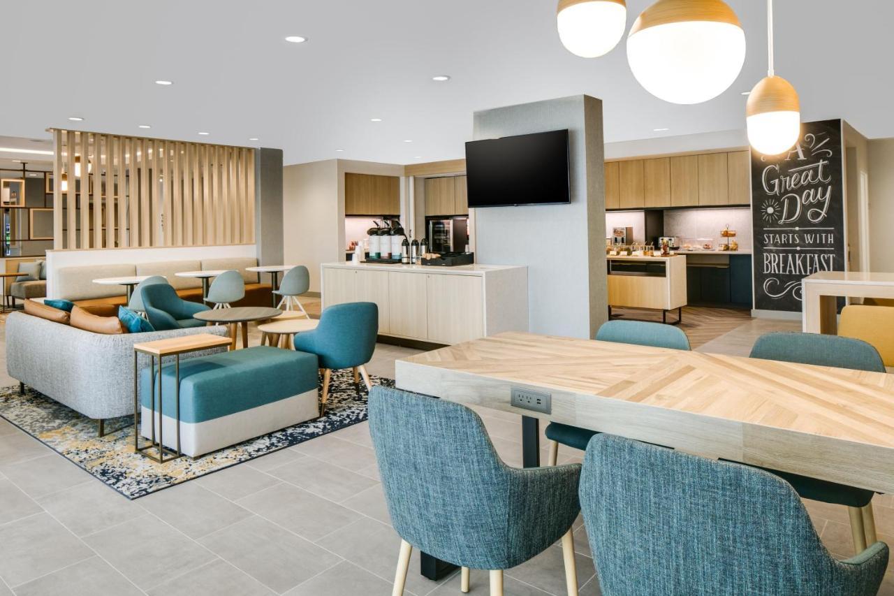 Towneplace Suites By Marriott Oconomowoc Zewnętrze zdjęcie