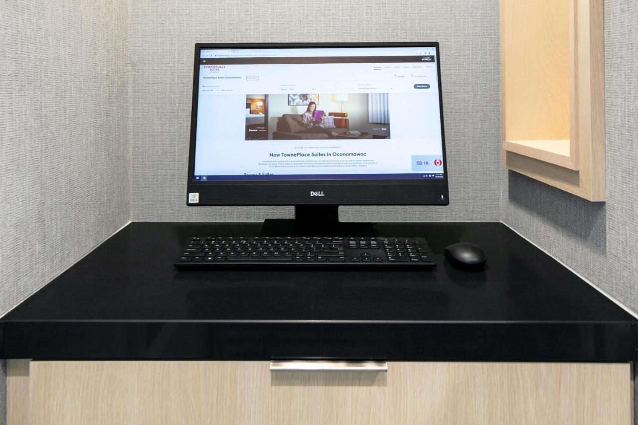 Towneplace Suites By Marriott Oconomowoc Zewnętrze zdjęcie